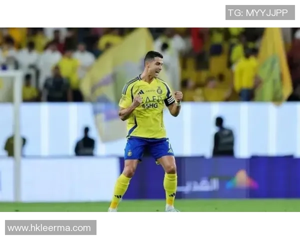 波兰足球天才领袖:从绿茵场到全球瞩目的帅气明星之路 波兰足球天才领袖:从绿茵场到全球瞩目的帅气明星之路